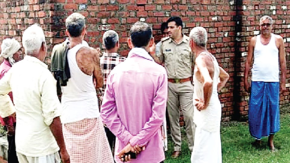 Moradabad: Leopard entered house Chhajlat and killed calf, forest department will set up cage