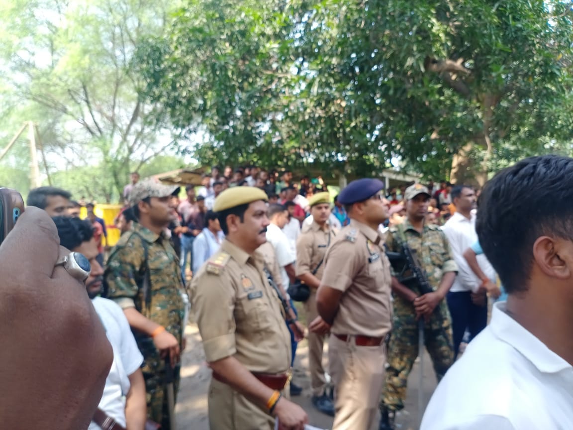 Young man shot dead in Mirzapur due to dispute of temple