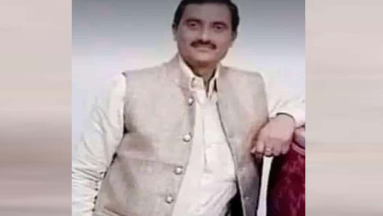 Kanpur Dehat: Pradhan returning home from Mati dies in a road accident