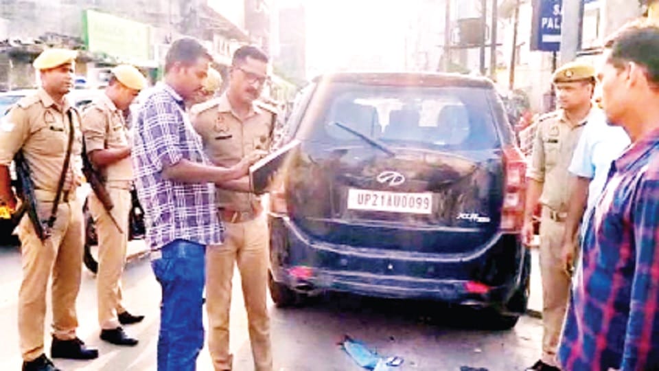 Moradabad News: Liquor company employee robbed of a bag full of cash, miscreants absconded