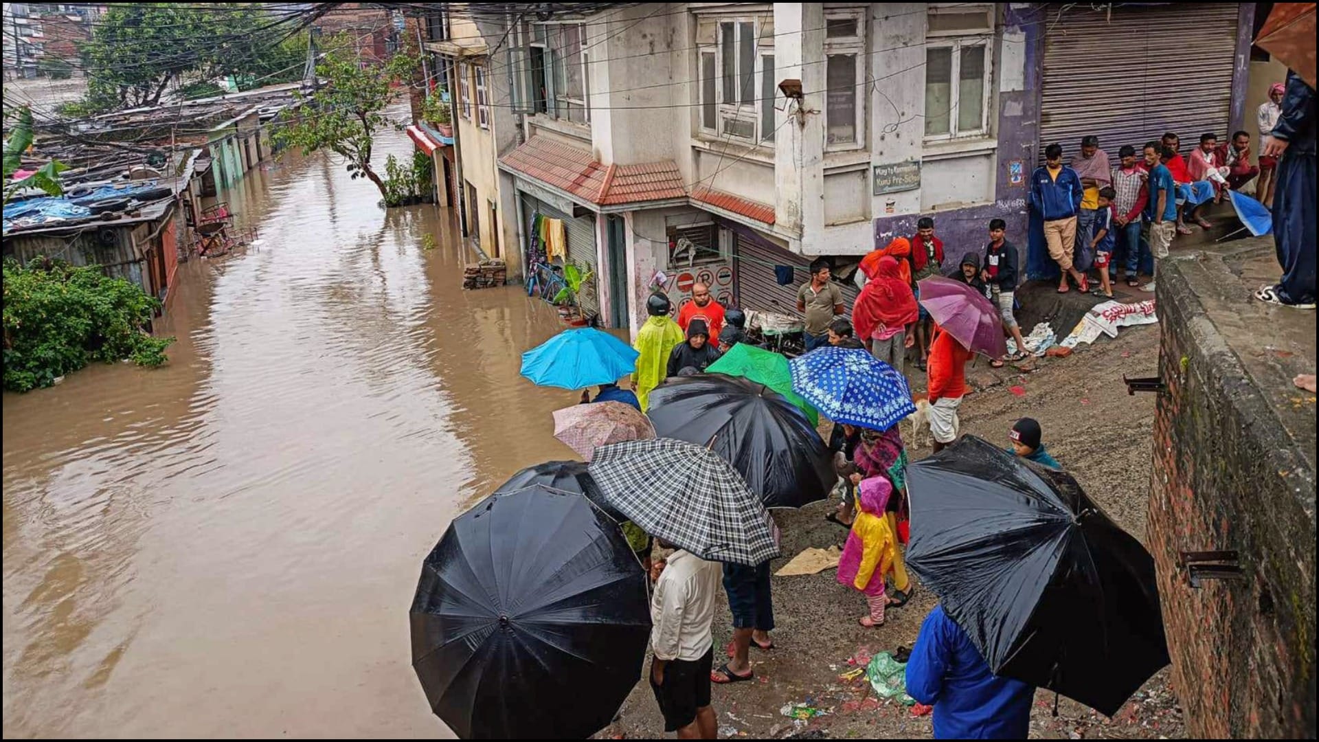 Nepal flood and landslides casualties several died some missing news in hindi