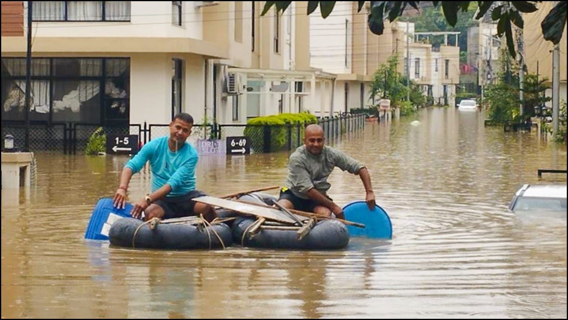 Nepal flood and landslides casualties several died some missing news in hindi