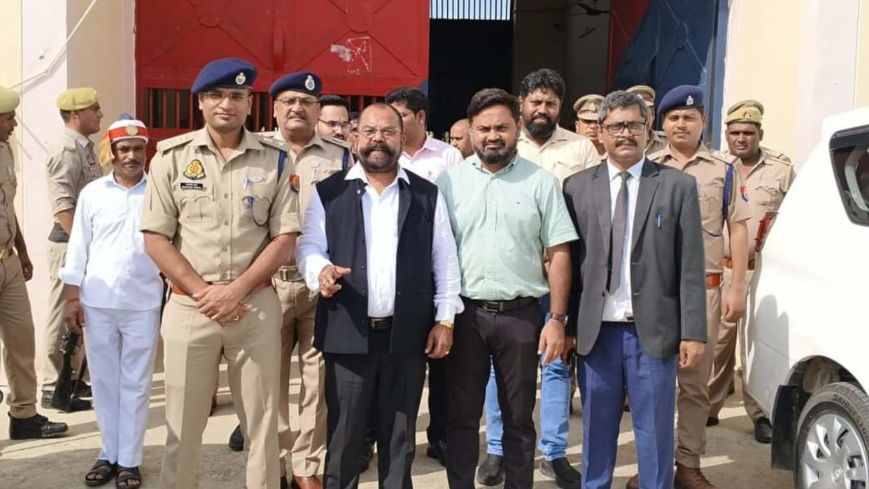 DM, SP and District Judge inspected the jail in Sant Kabirnagar