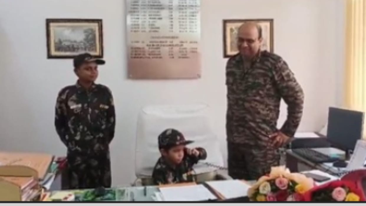 cancer patient Divyanshu and Aadarsh became army officers in Varanasi