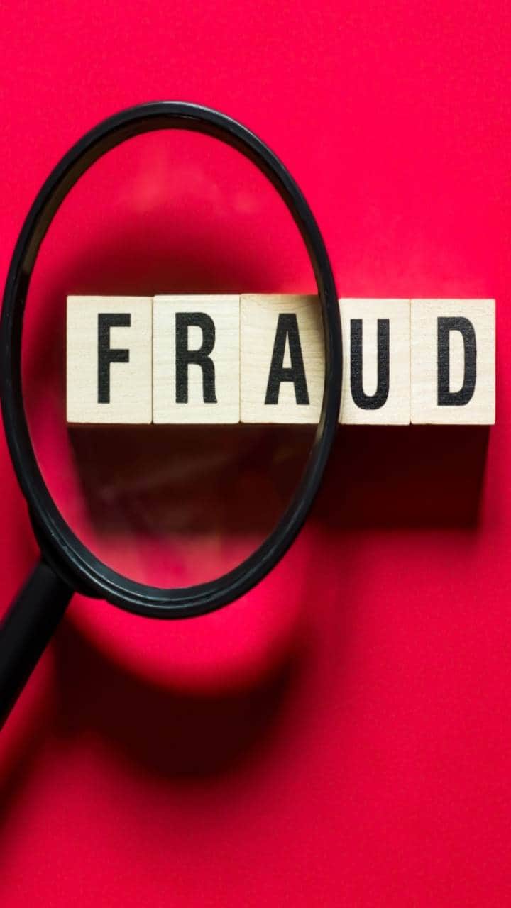 fraud फ्रॉड