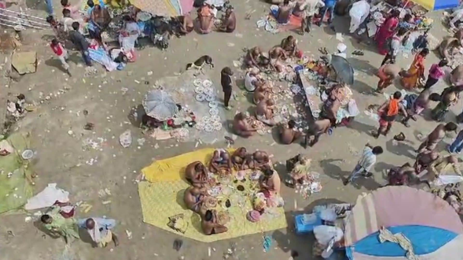 Pitru Paksha Amavasya crowd of devotees on Ganga and ponds in Kashi for Pind daan