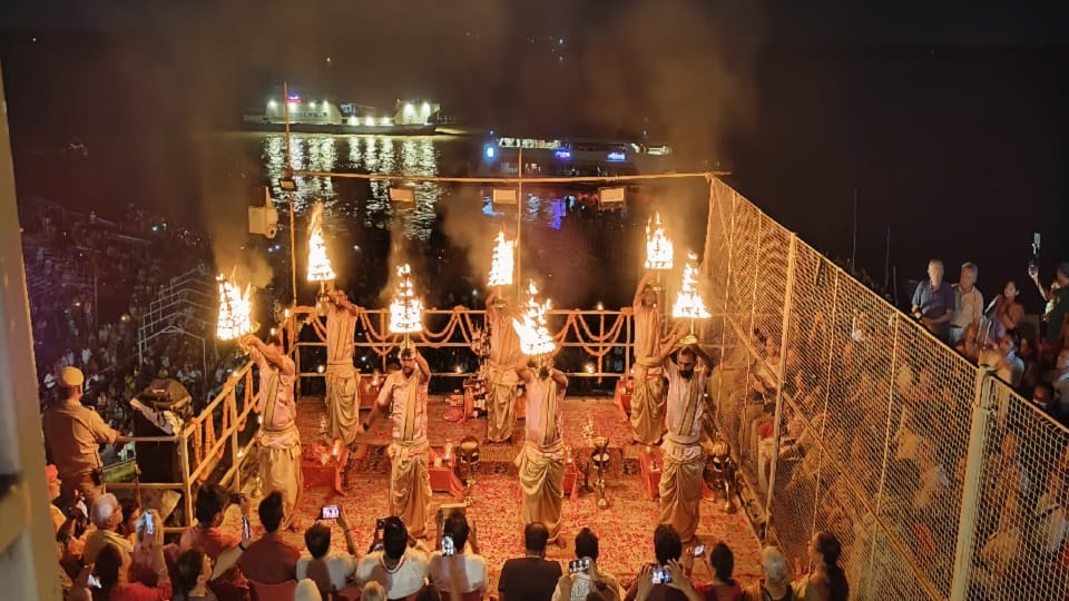 Ganga Aarti will not be performed in weddings and events in varanasi