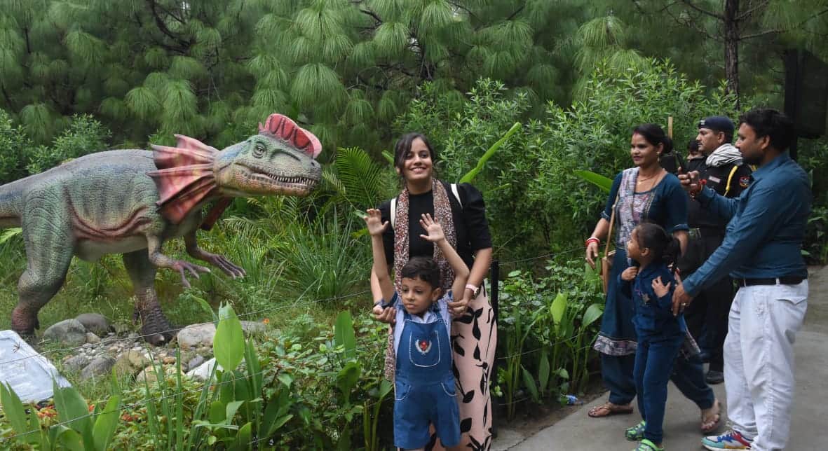 Lucknow: Visit Jurassic Park from today, the views of dinosaurs will fascinate you, pictures