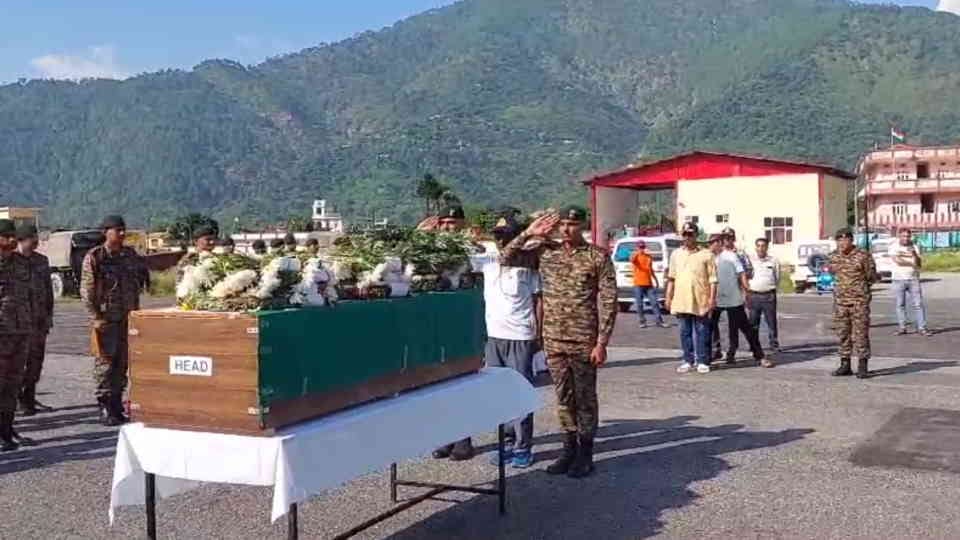Uttarakhand News Missing Soldiers Dead Body reached Hometown Chamoli After 56 years Photo