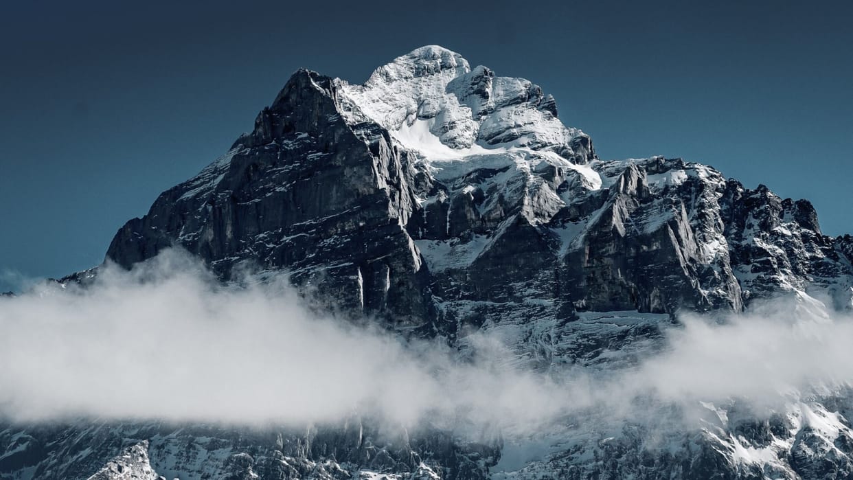 mount everest height increase weird arun kosi river is main cause or tectonic plate movement News in Hindi