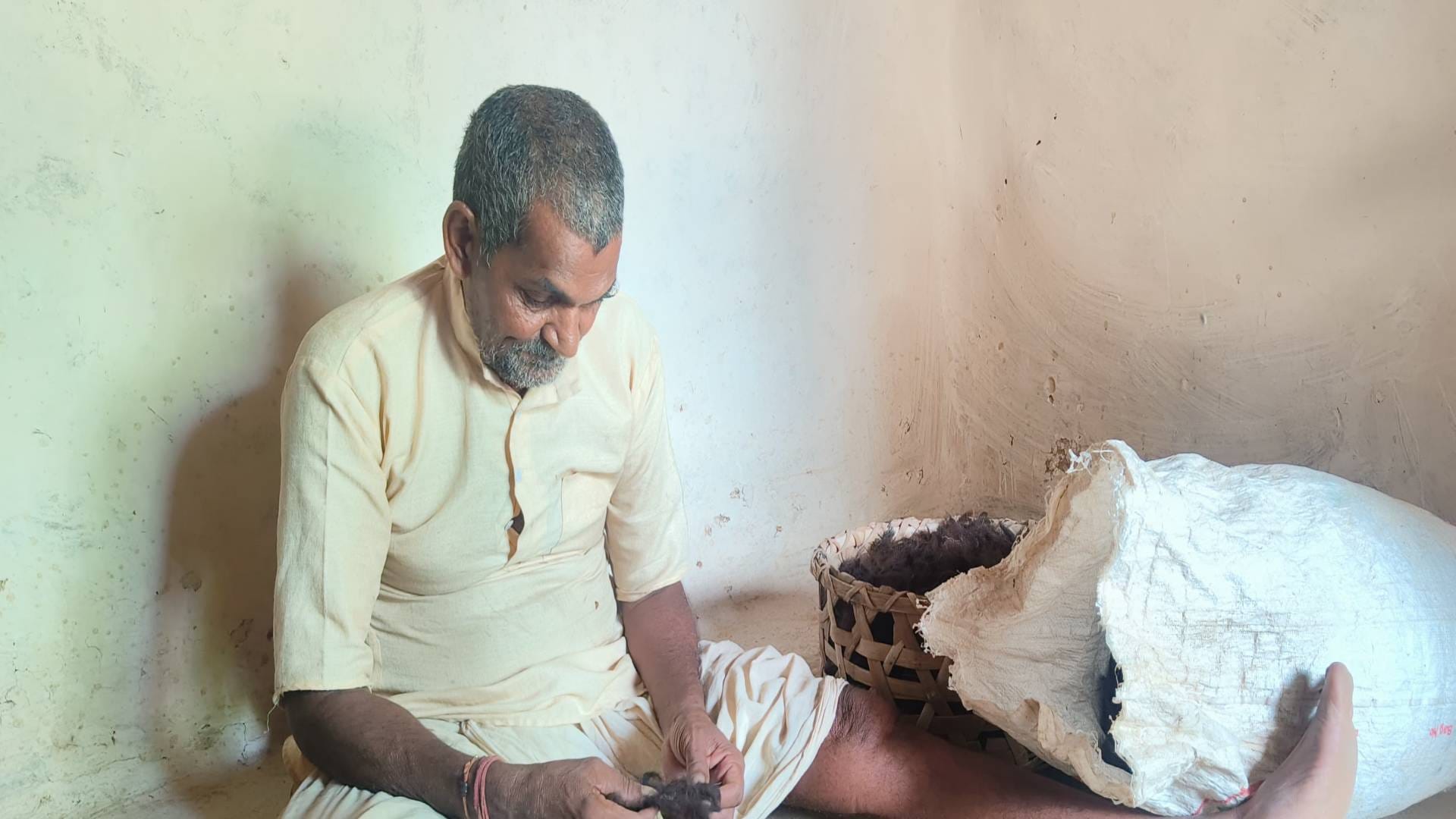 Gandhi Jayanti Bapu spinning wheel is disappearing from Gandhian village of Maihar