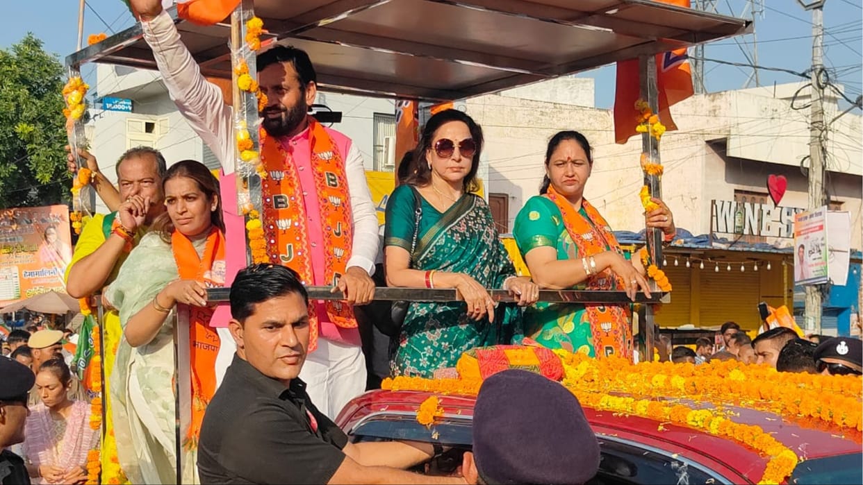 Haryana: Road show of Hema Malini and Nayab Saini in Ladwa
