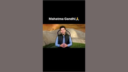 Sanjay Dutt Kareena Kapoor Khan kriti Kharbanda wishes Gandhi jayanti 2024 by sharing social media post