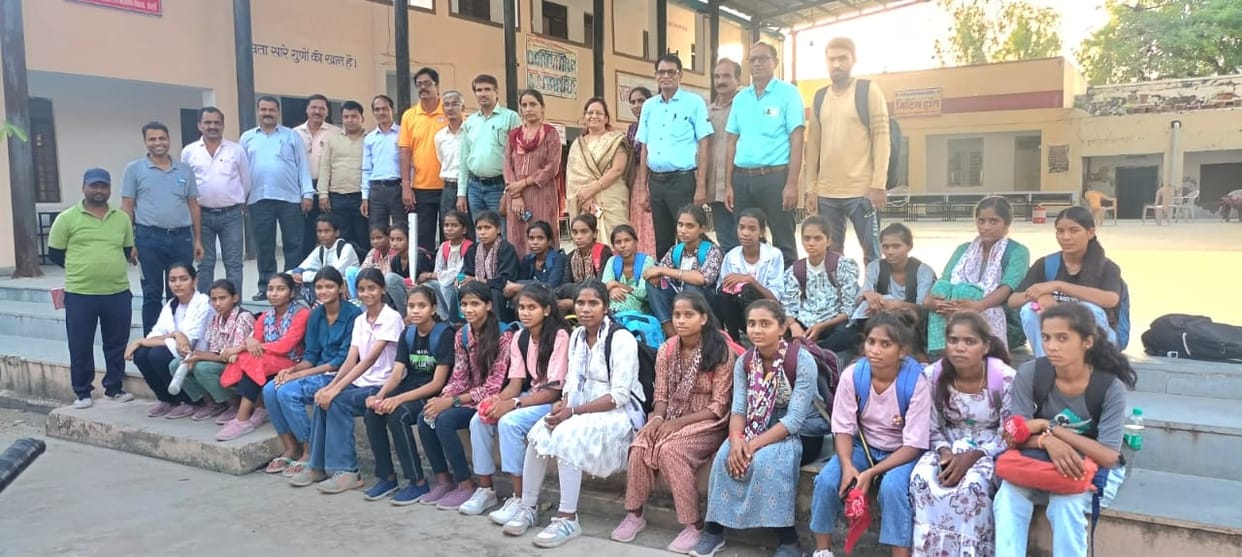 108 teams will show their strength in the state level soft ball competition (girls)
