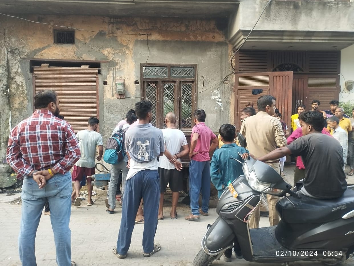 Youth murdered in Meerut: Body thrown down from third floor, dead body found in tractor trolley