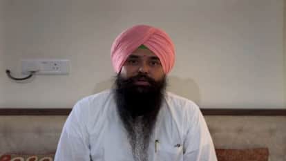 आप सांसद मालविंदर सिंह कंग।