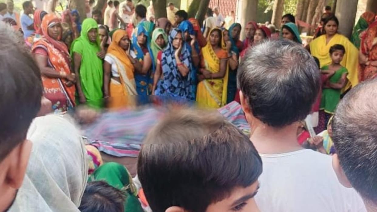 Amethi News: Villager dies after getting caught in wire due to negligence of electricity department