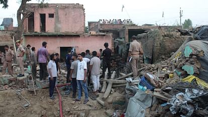 Bareilly Firecracker Factory Blast Echo of Explosion Was Heard Two and a half kilometers away