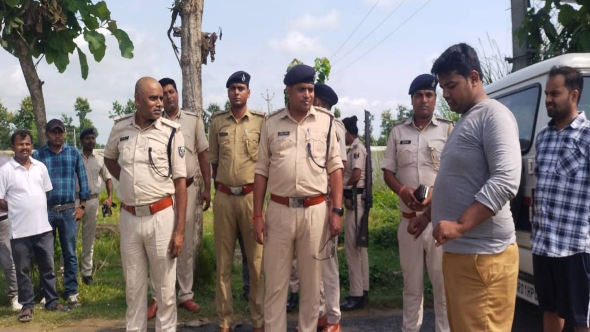 Bihar Four youths drowned in Budhi Gandak river during Kalash Sthapana in Motihari two died
