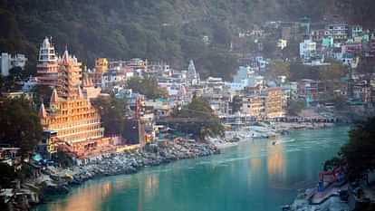 Couple made obscene video on Rishikesh Ganga banks viral case registered Uttarakhand news in hindi