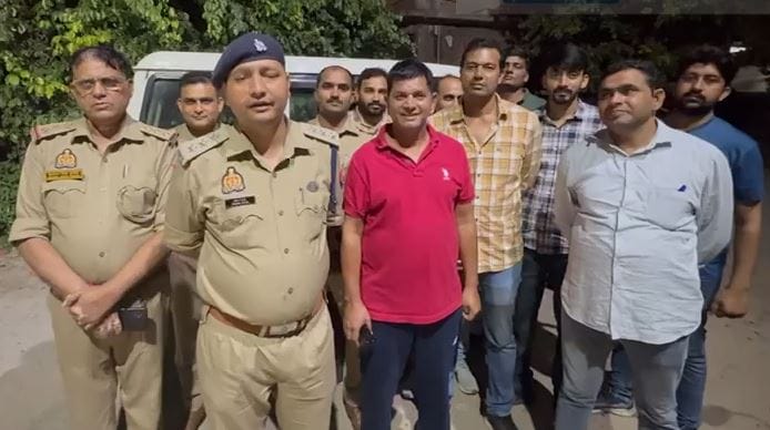 Fake ED officer's gang: One who played the role of assistant director arrested partner also shot