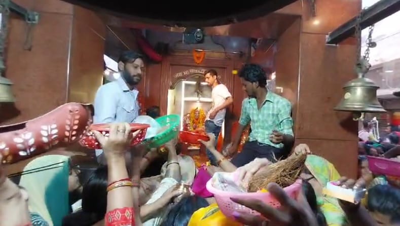 Sharadiya Navratri, Crowd of devotees gathered from three in the morning, bhandaras for nine days