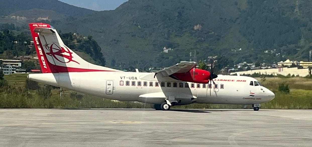Uttarakhand News Trial landing of 42 seater aircraft between Dehradun-Pithoragarh successful