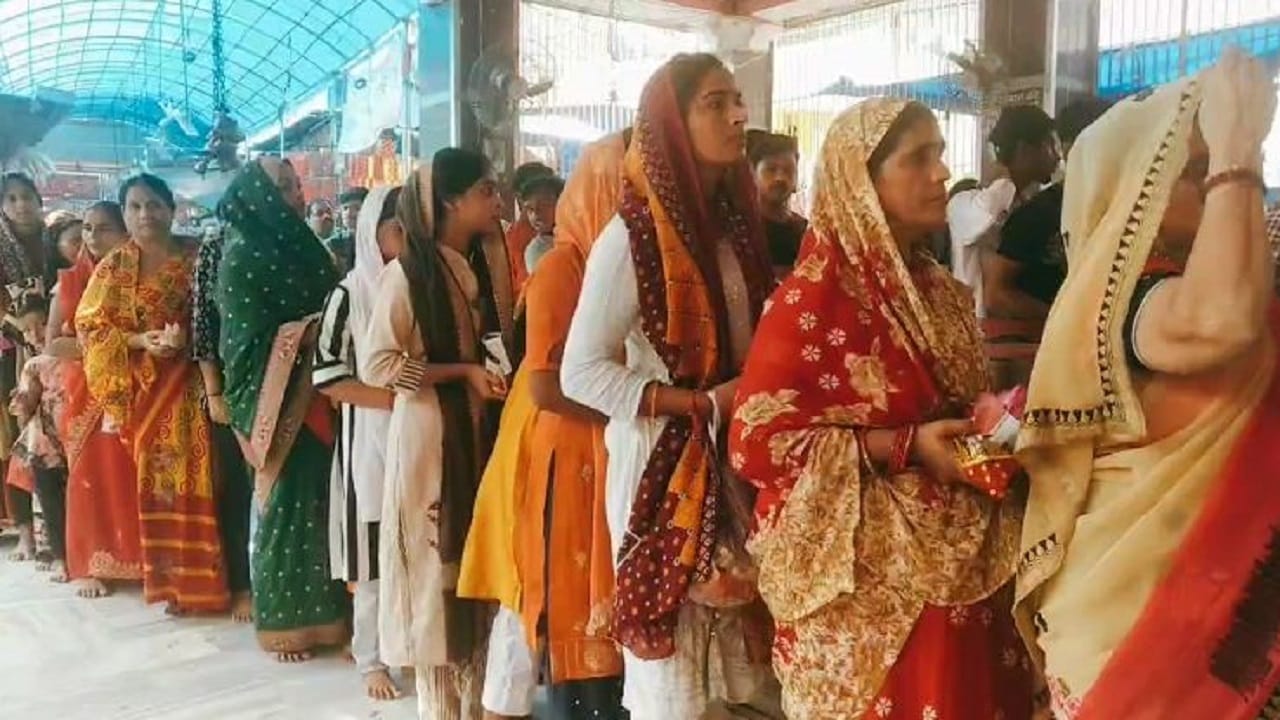 Navratri 2024 Muslim prisoners kept Navratri fast in UP jail