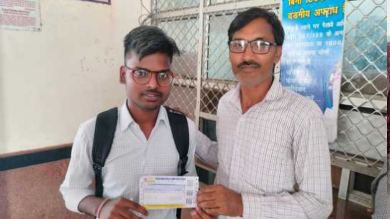 Muzaffarangar: Government will pay the fees of the student from Muzaffarnagar
