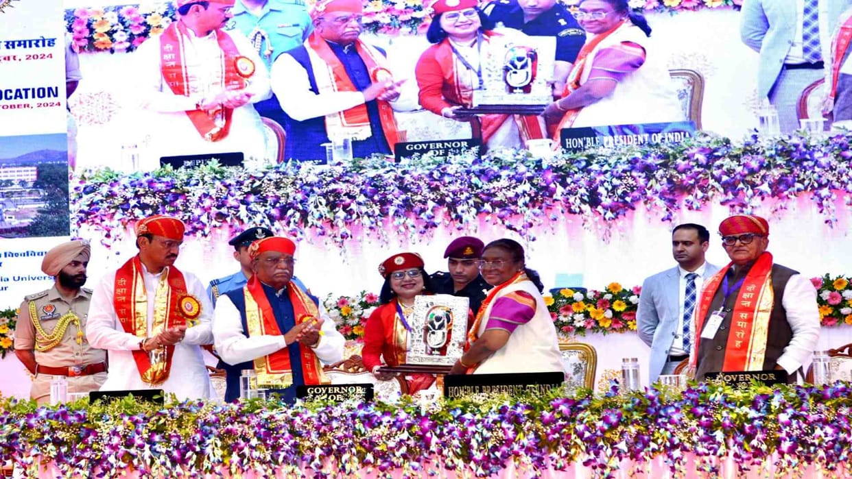 Udaipur: Convocation ceremony of Mohanlal Sukhadia University