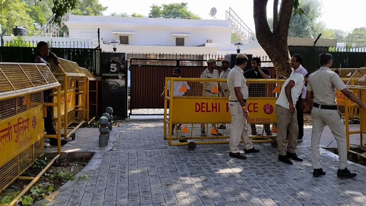 Homeless Arvind Kejriwal came closer to PM Modi, will now challenge BJP from here