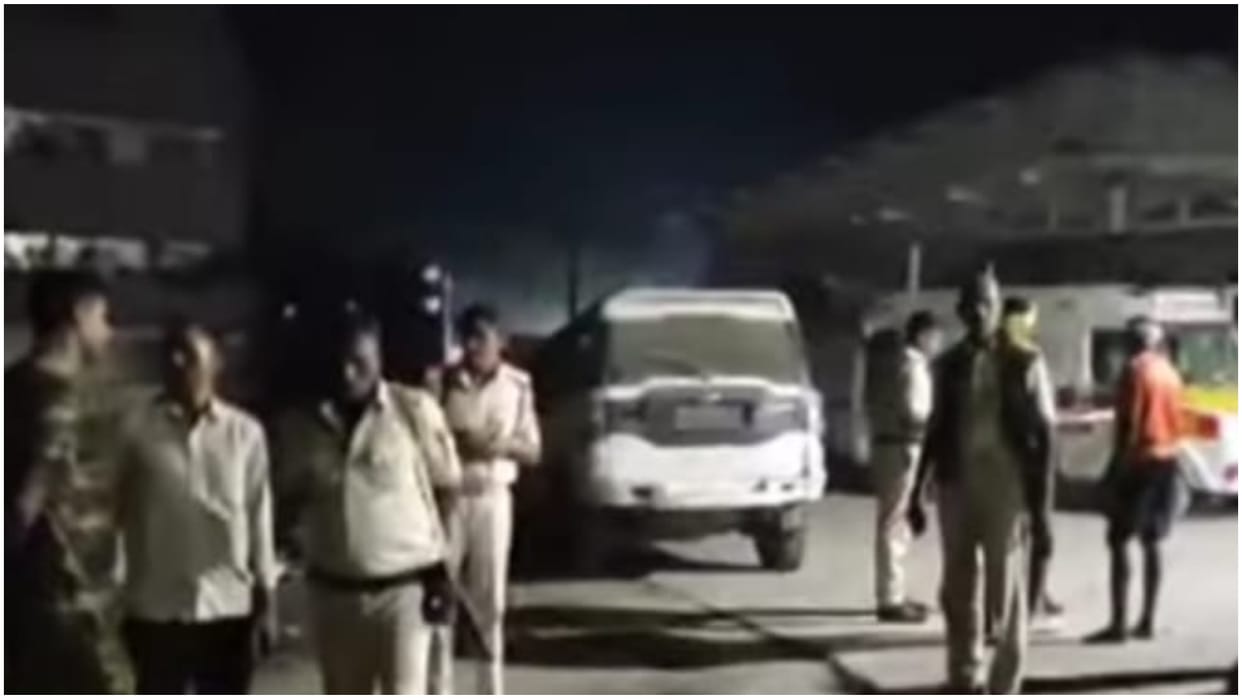 Bihar News : Bihar police investigation after teacher shot dead in Siwan