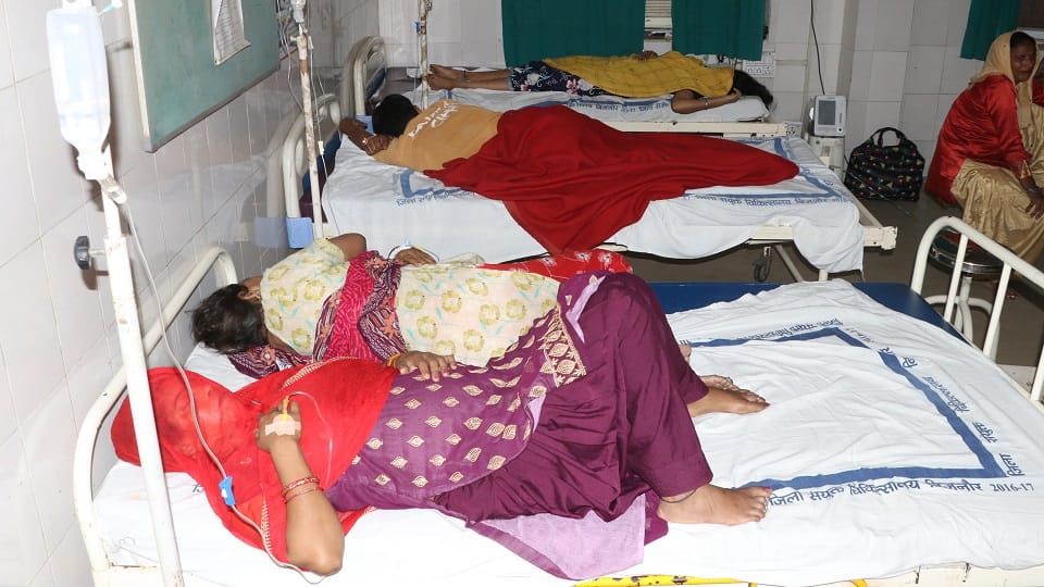 Bijnor: The number of people falling ill after eating buckwheat flour crossed 350