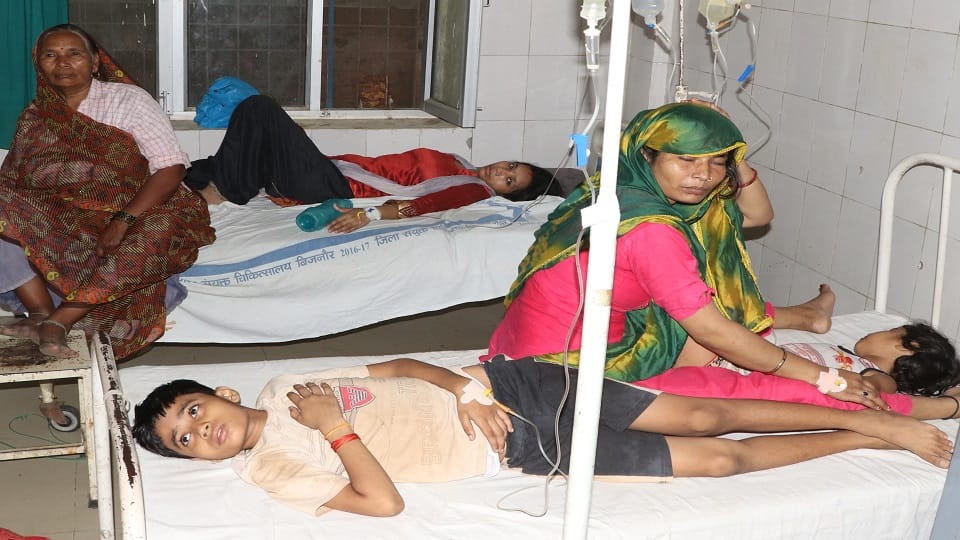 Bijnor: The number of people falling ill after eating buckwheat flour crossed 350