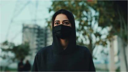 CTRL Movie Review in Hindi by Pankaj Shukla Amar Ujala Ananya Panday Vikramaditya Motwane Netflix India