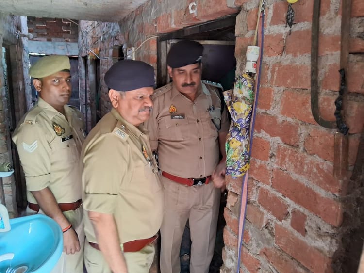 Lucknow: बीमारी से परेशान पत्नी ने सल्फास खाकर की आत्महत्या, पति ने भी फांसी से फंदे से लटककर दी जान