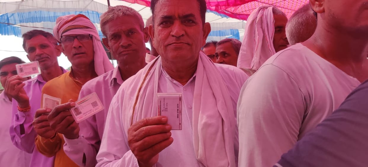 PICS: Farmers participated enthusiastically in sugarcane delegate elections, farmers cast their vote