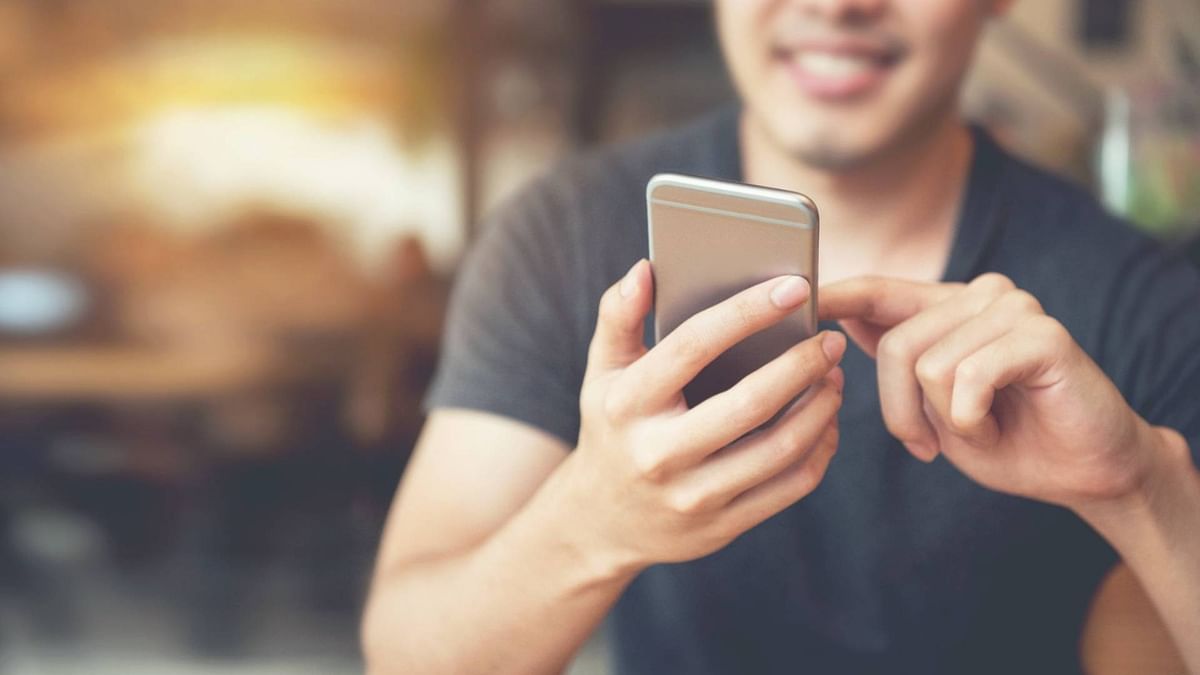 Mobile Tips and Tricks Avoid These Mistakes While Charging Phone Otherwise Get Damaged