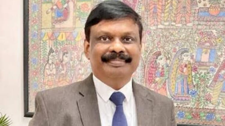 Bihar Teacher: अब शिक्षकों की सैलरी सबसे पहले, फिर अफसरों का वेतन आएगा; तीन दिनों में टीचर पोस्टिंग भी