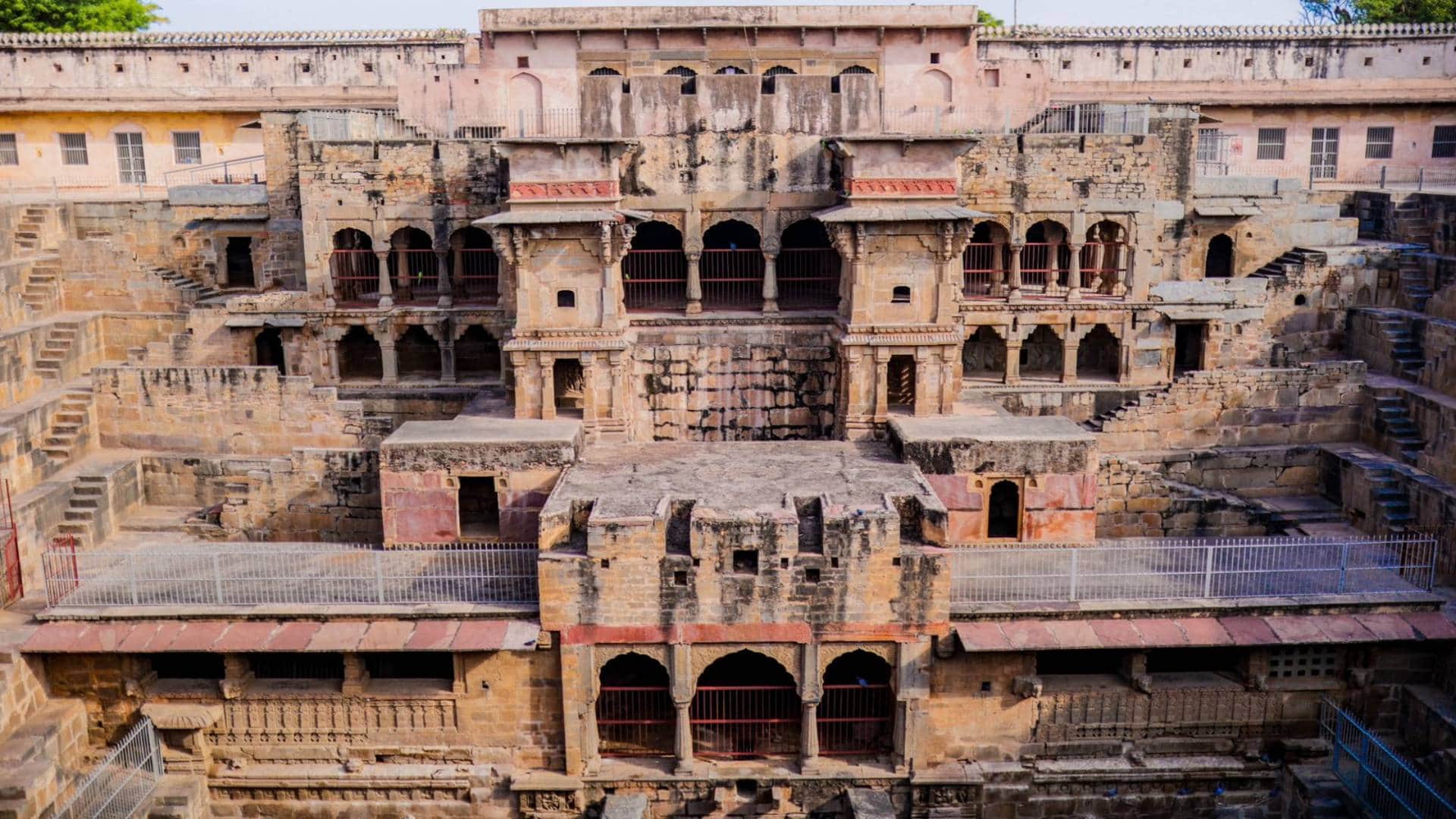 Rajasthan Abhaneri Festival which adds to glory of heritage tourism begins foreign guests dance to folk songs