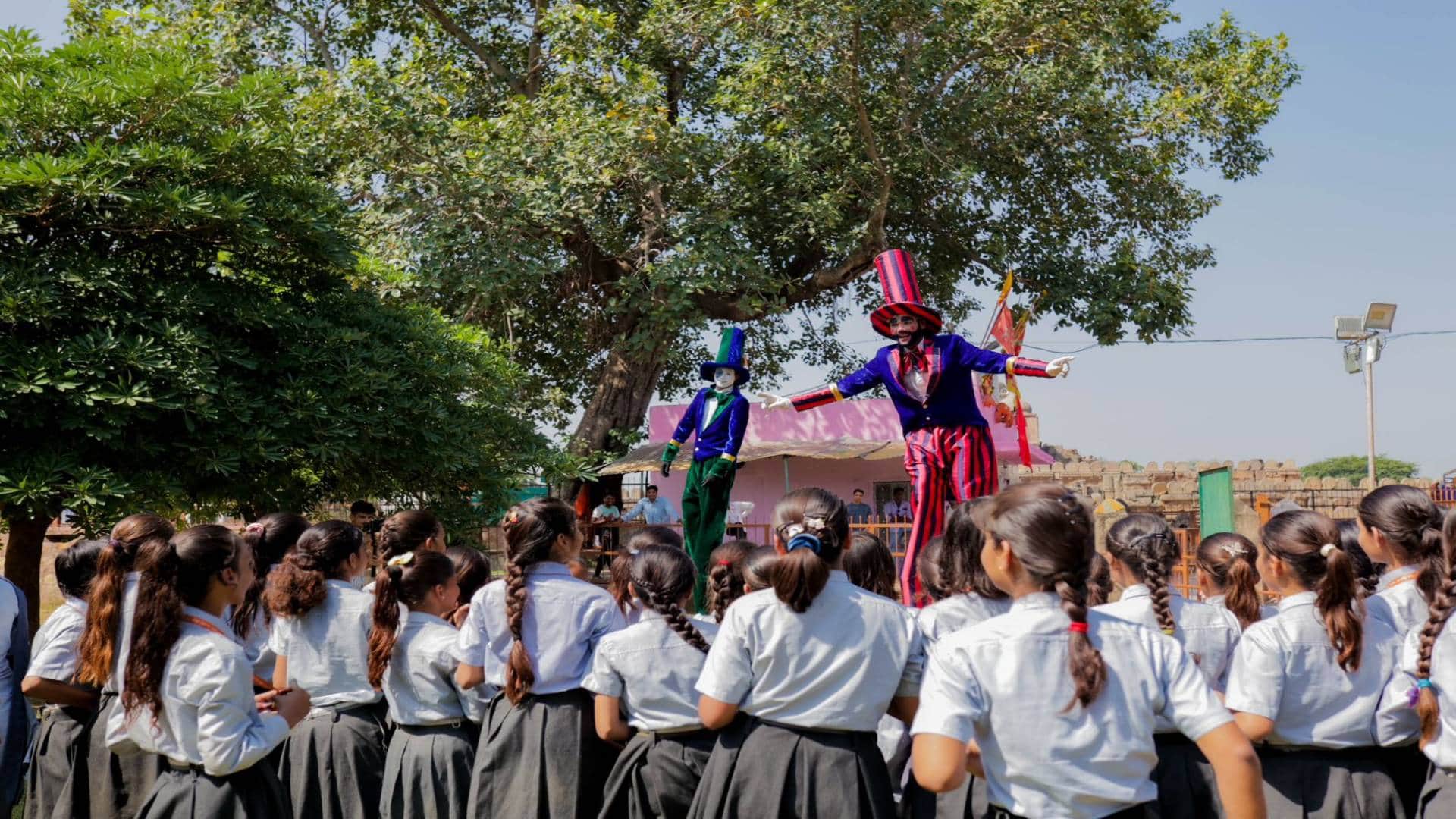 Rajasthan Abhaneri Festival which adds to glory of heritage tourism begins foreign guests dance to folk songs