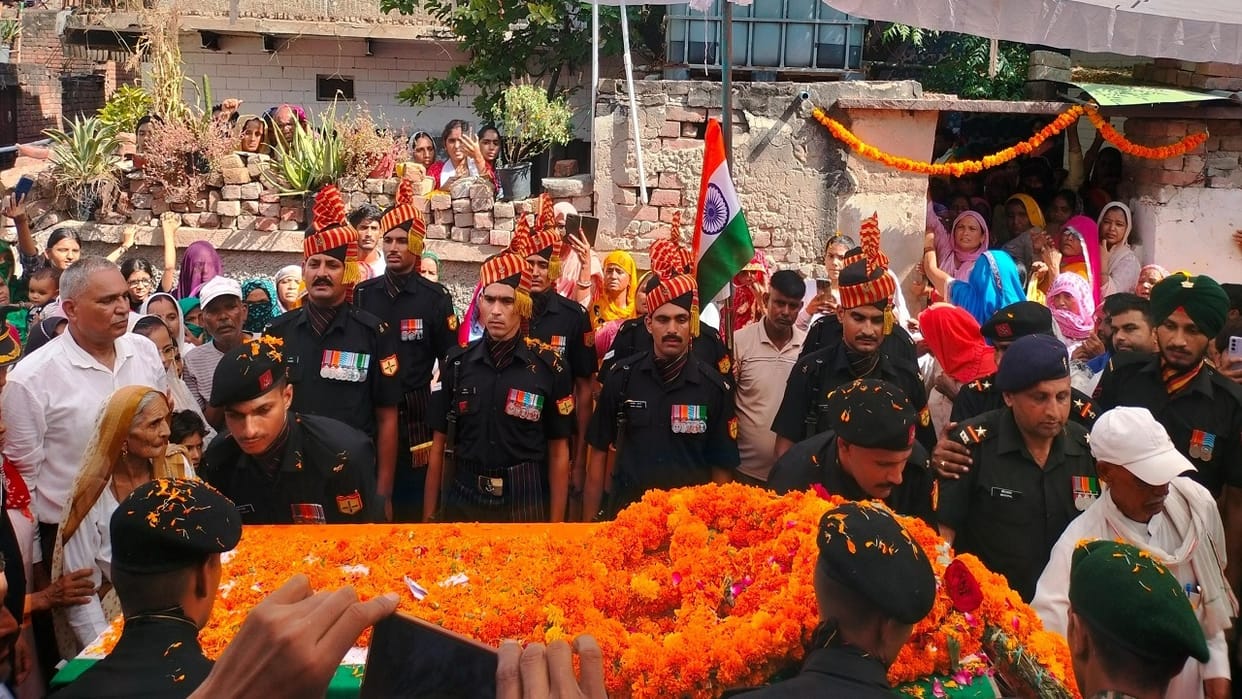 Indian Army plane crash, Rewari Munshiram sacrificed life 56 years ago, now body released in native village