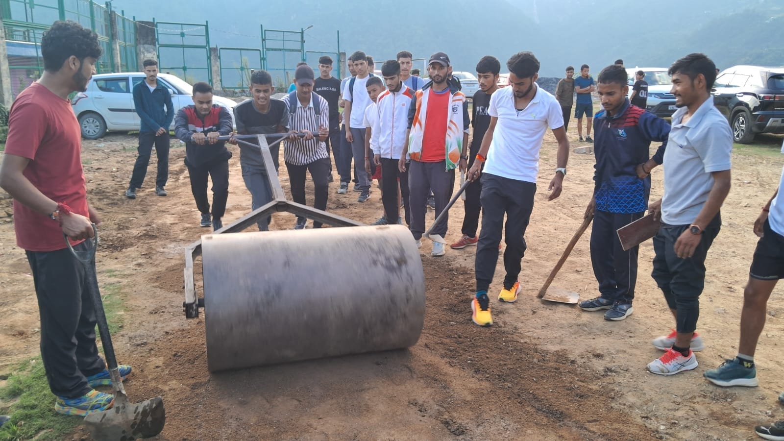 sports department not pay attention so local players along with Olympian Paramjeet made ground clean Chamoli
