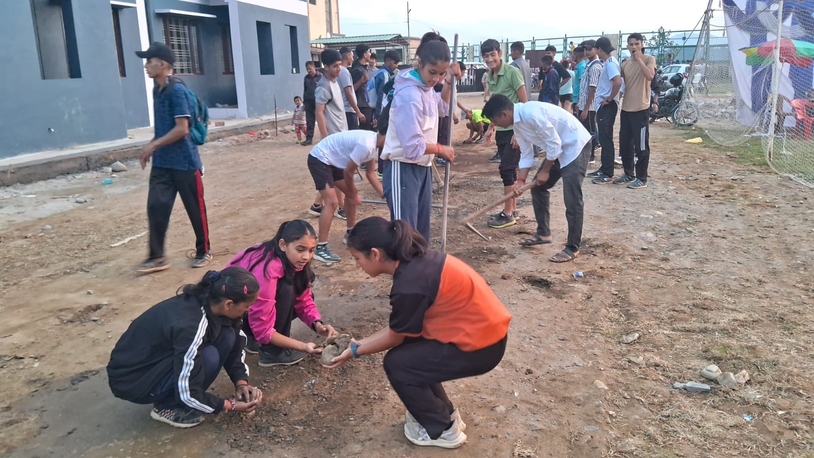 sports department not pay attention so local players along with Olympian Paramjeet made ground clean Chamoli