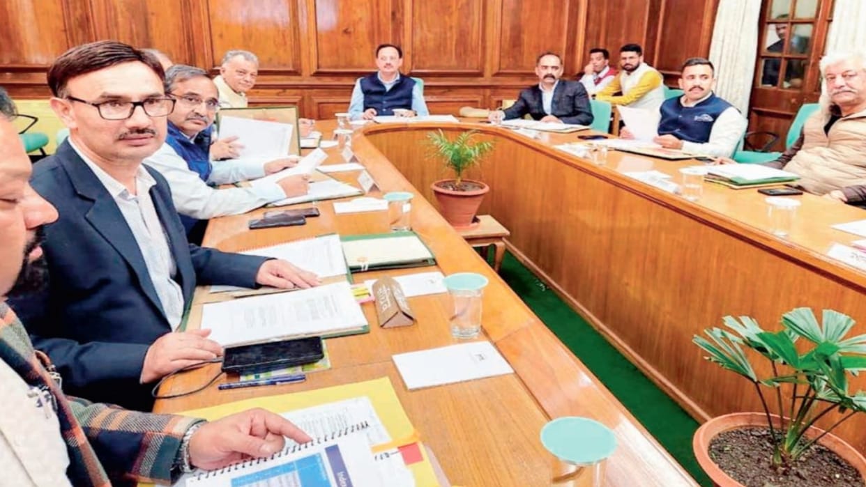 Recommendation to make identity cards mandatory for street vendors in himachal, consensus reached in meeting