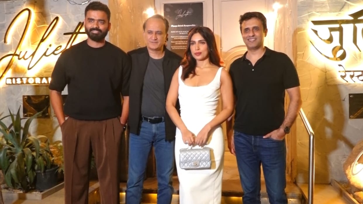 photos of Bhumi Pednekar with These stars arrived at the wrap up party of Daldal