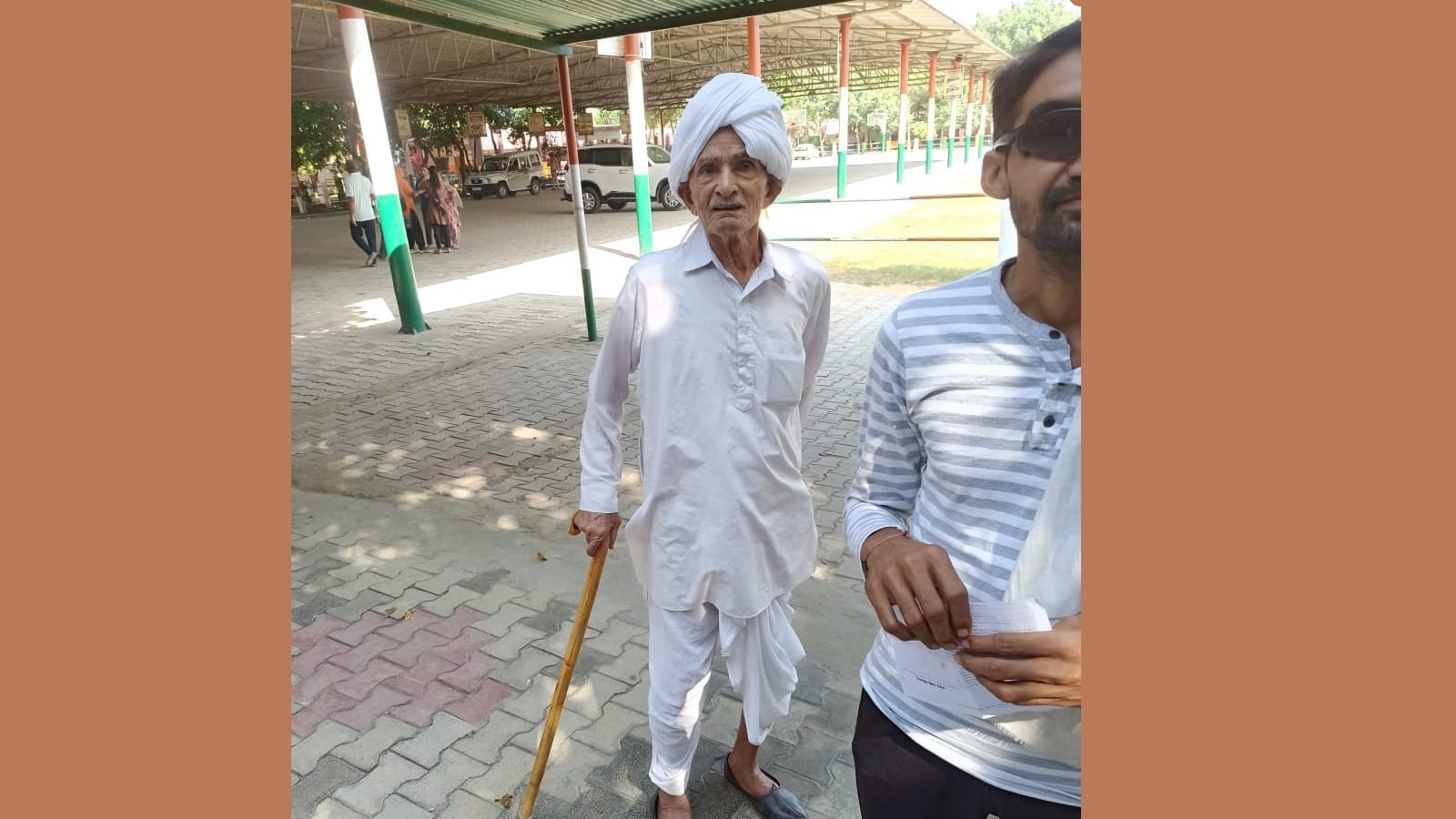 Assembly Election Photos: Elderly people in Haryana are excited about voting, see the pictures of the festival