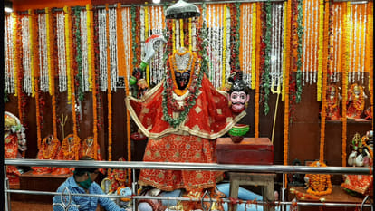 In Gorakhpur, golghar kali mandir special history powerful statue came out of earth
