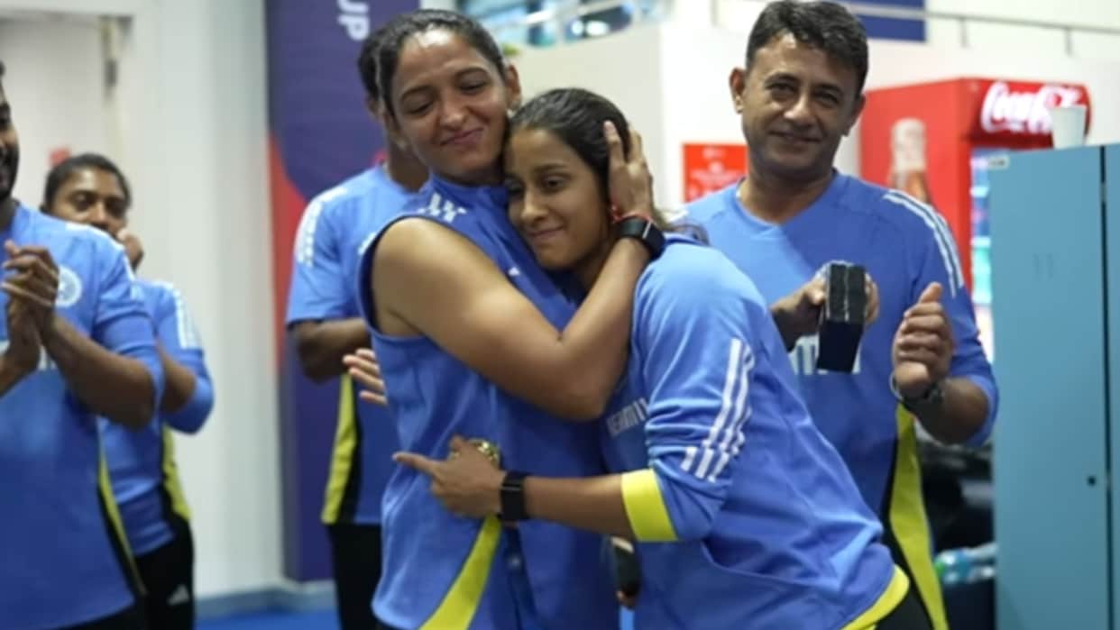 IND vs NZ T20 WC: Jemimah Rodrigues got best fielder award after India defeat vs New Zealand, emotional video
