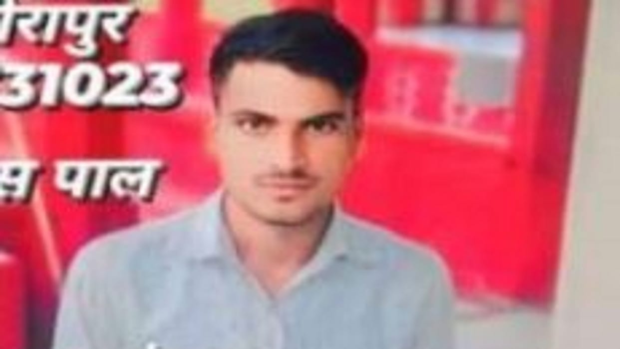 man dead body found hanging from a noose in aonla bareilly